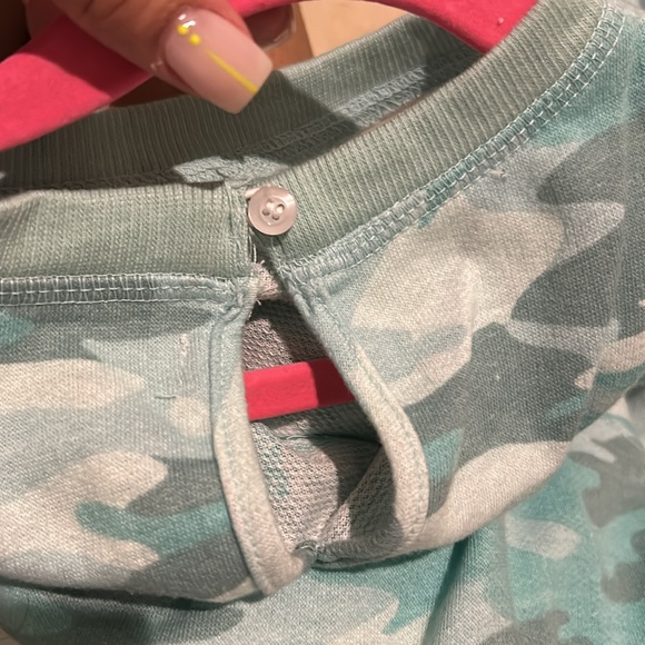 NWT C & C California kids girl size 4/5
camouflage sleeveless jumpsuits - Picture 6 of 6